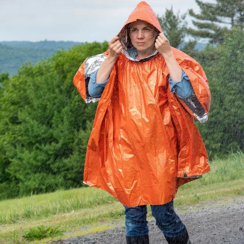 Textile Poncho De Survie SOL Heat Reflective Poncho – Image 3